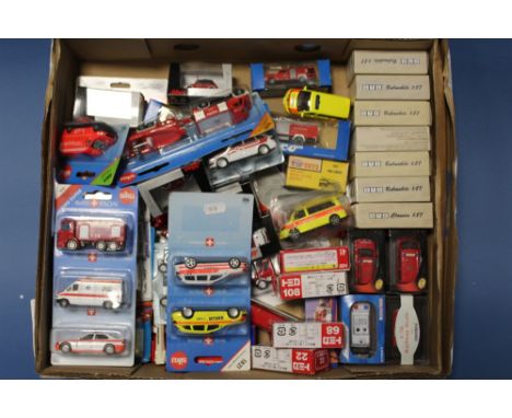 A TRAY OF CARDED VEHICLES BY SIKU, Matchbox, Matel etc., together with a collection of boxed 1:87 scale model by Tomy, Oxford