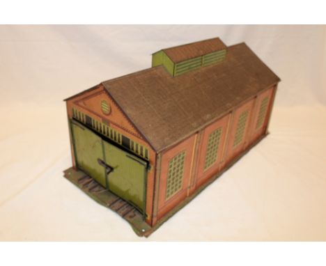Hornby 0 gauge - a tin-plate double length engine shed with opening doors