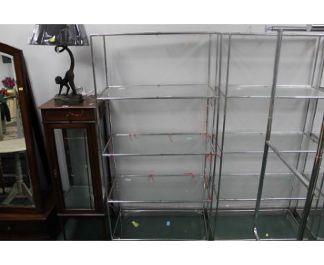 Freestanding metal shelf unit with glass shelves, height 160 cm, width 80 cm, depth 40 cm