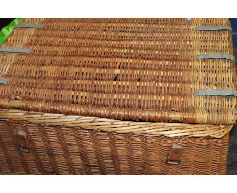 LARGE WICKER HAMPER
with leather fastenings and rope carrying handles, 84cm long
