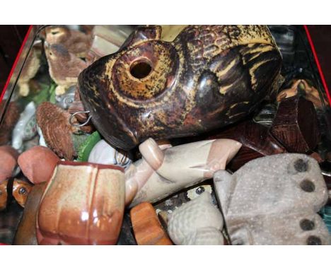 LOT OF OWL AND ANIMAL STONE CARVINGS AND CERAMIC ORNAMENTS
