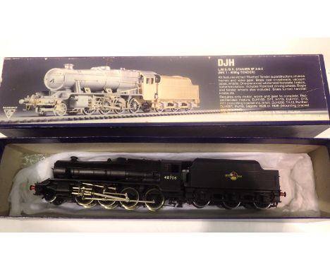 DJH kit built locomotive OO 8F 48706 BR black late crest.  P&P Group 2 (£18+VAT for the first lot and £2+VAT for subsequent l