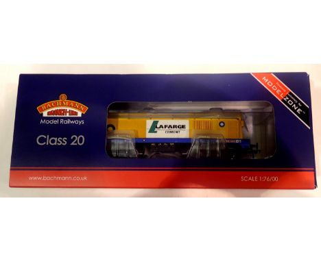 Bachmann 32-027 v class 20 20168 Sir George Earle, blue circle, Lafarge yellow/blue Modelzone exclusive. P&P Group 2 (£18+VAT