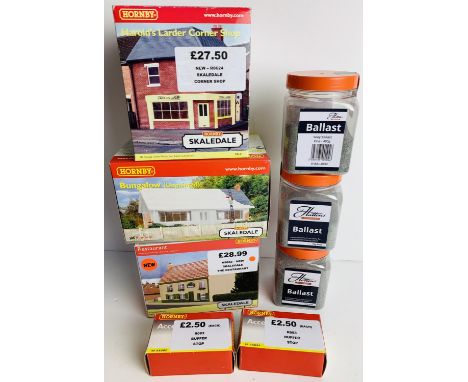 OO Gauge Accessories - Including 3x Hornby Skaledale Buildings R9832, R9645, R8624. Hornby 11x R083 Buffer Stops. 3x Hattons 