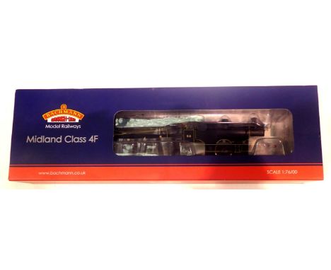 Bachmann 31-880K class 4F in 58 S and DJR blue, Collectors Club edition. P&P Group 2 (£18+VAT for the first lot and £2+VAT fo