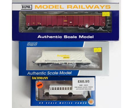 Bachmann HO 46215 Railbus, Dapol 4F-026-012 HIA Freightliner Hopper, Dapol B777A MBA Wagon - All Boxed P&amp;P Group 3 (£25+V