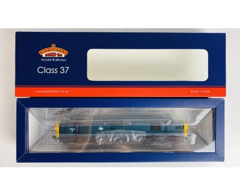 Bachmann OO 32-781B Class 37 041 BR Blue   New &amp; Boxed P&amp;P Group 2 (£18+VAT for the first lot and £2+VAT for subseque