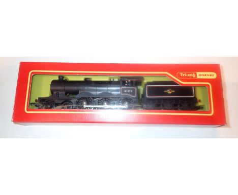 Triang Hornby R 866S B12 Class BR Black 61572 with Smoke Unit. P&P group 1 (£14 for the first lots and £1 for subsequent lots