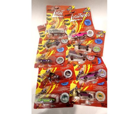 Johnny Lightning 1/64 scale diecast vehicles (x10). P&P Group 2 (£18+VAT for the first lot and £2+VAT for subsequent lots)Con