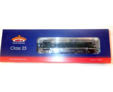 Bachmann 32-328 class 25 D5182, BR green. P&P Group 2 (£18+VAT for the first lot and £2+VAT for subsequent lots)Condition Rep