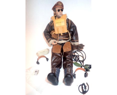 Dragon 1/6 scale action figurine, WWII USAAF bomber crew with nose art Moonlight Serenade on reverse of jacket. P&amp;P Group