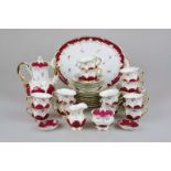 Meissen, Kaffeeservice "B-Form", Purpur und goldgespitzt