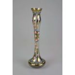 'Solifleur'-Vase mit Goldstaffage und Rosendekor