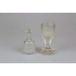 Jagdlicher Fußbecher, siebenseitig facettiert, umlaufend mattierter Diamantschnitt: Jäger auf Rotwil