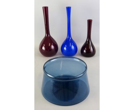Three onion shaped vases, designed by Arthur Percy for Gullaskrof Sweden, comprising ruby 33cm high, blue 32cm high and ruby 