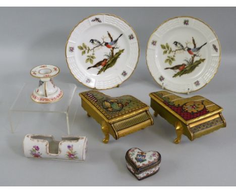 Two Limoges trinket boxes, each in the form of grand piano 12cm wide, a pair of Limoges plates decorated with birds 16cm diam