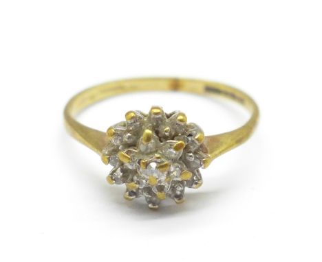 A 9ct gold, diamond cluster ring, 1.1g, shank a/f 