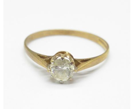 A 9ct gold, cubic zirconia solitaire ring, 1.1g, R 