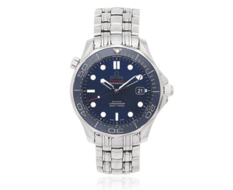 Omega. A stainless steel automatic calendar bracelet watch with co-axial escapementModel: Seamaster ProfessionalReference: 16