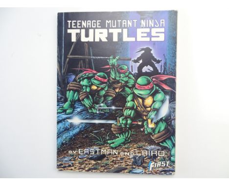 TEENAGE MUTANT NINJA TURTLES (1986 - FIRST - Cents Copy) - Graphic Novel that reprints (first time in full colour) the three 