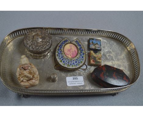 Small Tray of Collectables Including Silver Thimble, Lidded Pot (AF) & Snuff Box Stamp case etc