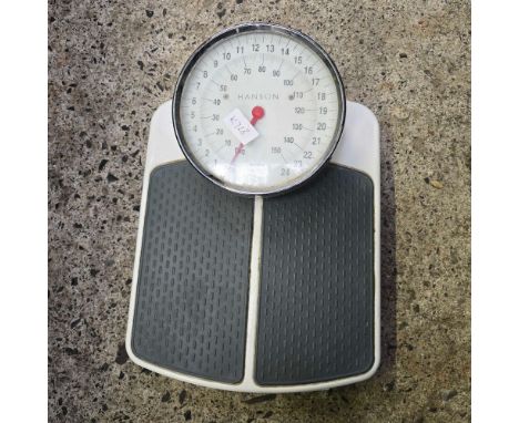 VINTAGE HANSON BATHROOM SCALES