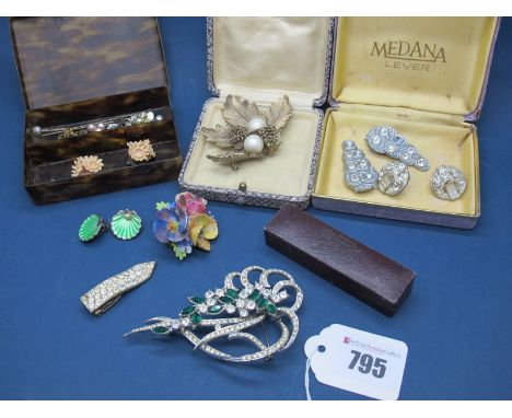 Costume Jewellery, including green enamel shell clip earrings, brooches, further earrings, etc.