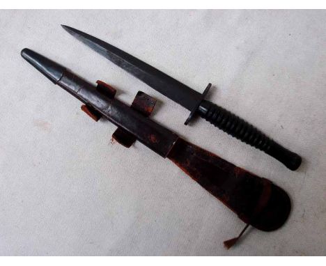 WW2 Far East Issue British Fairbairn-Sykes Commando Knife, turned wooden handle with heavy cross piece and FS blade, complete