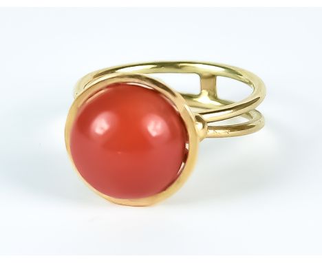 A Coral Ring, 20th Century, 14ct gold, set with a cabochon coral stone, size P, gross weight 6.5g