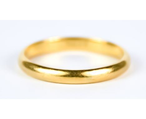 A 22ct Gold Wedding Band, size R, gross weight 3.6g