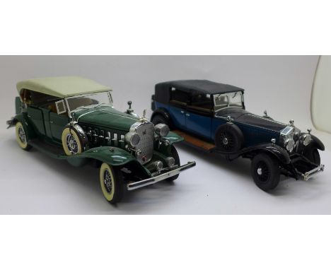 Two vintage model motor cars, Franklin Mint and Danbury Mint 