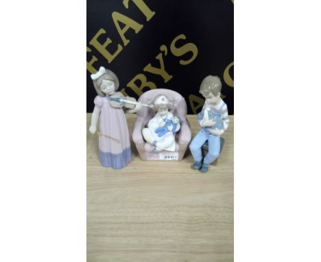 3 NAO FIGURES