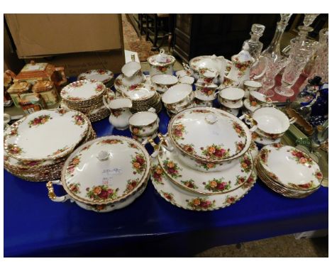 EXTENSIVE SET OF ROYAL ALBERT OLD COUNTRY ROSE TEA/DINNER WARES TO INCLUDE TEA SET, SOUP CUPS, SET OF PLATES, TUREENS ETC   