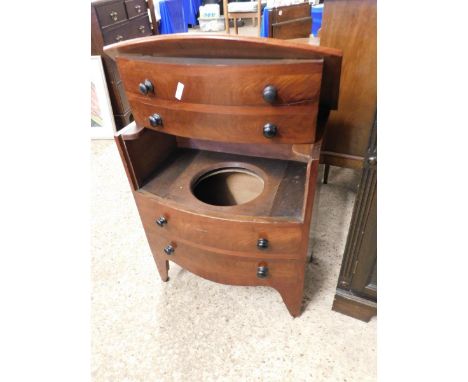 19TH CENTURY MAHOGANY COMMODE CHEST FORMED AS A FOUR DRAWER BOW FRONTED CHEST   