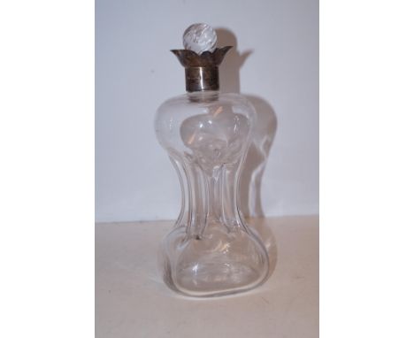 Glug Glug decanter with silver rim