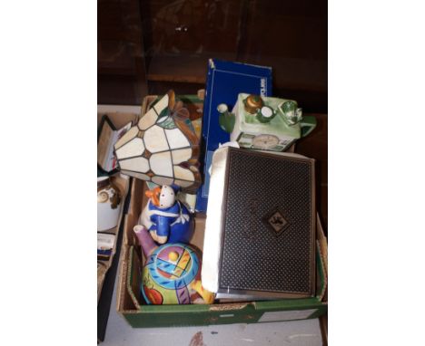 Mixed box to include a tiffany style lamp shade