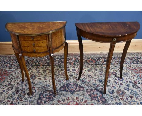 A reproduction walnut three drawer side table, height 72cm, width 57cm, depth 30cm, together with further side table.   Condi