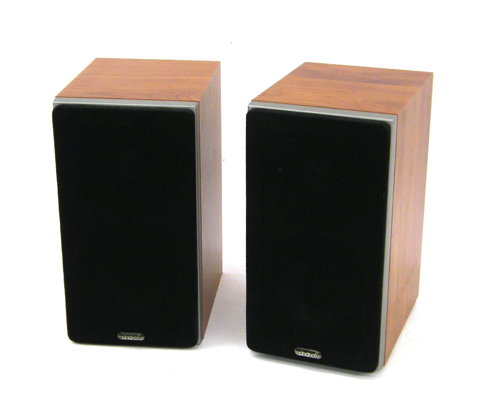 Pair of AAD (American Acoustic Development Limited) E40 speakers (2)