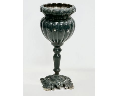 A vintage cast alloy garden planter. 19x45cm 