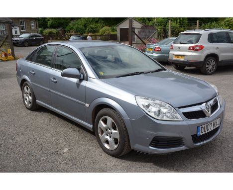 Vauxhall Vectra, reg no. DU07 MXJ, 1st reg'd 30th March 2007, 1910 cc diesel, mot'd til 16th June 2025. 93,670 miles showing.