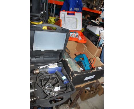 A quantity of electrical tools to include: "Black and Decker" jigsaw, hot air gun, a "Bosh" belt sander, and a "Black and Dec