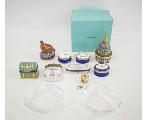 COLLECTION OF VARIOUS TRINKET BOXES, and two Tiffany &amp; Co heart shaped dishes in original box. (11) (with faults)
