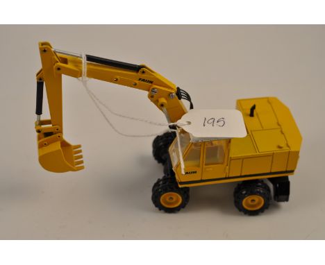 NZG MODEL 174 FAUN HYDRAULIC EXCAVATOR SCALE 1:50 FC