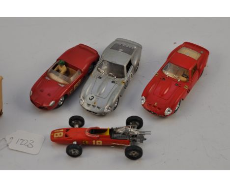 COLLECTION OF 4 SOLIDO FERRARIS SCALE 1:43 FC