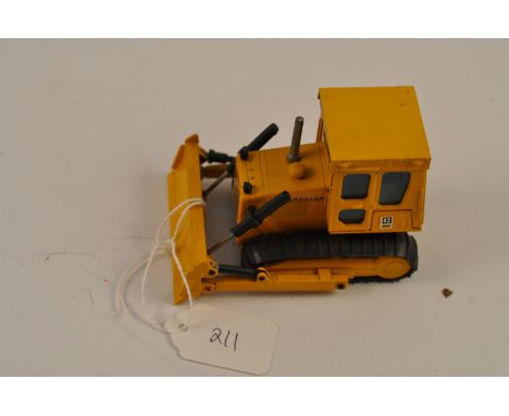 NZG MODEL 205 CAT D4B BULLDOZER SCALE 1:50 FC