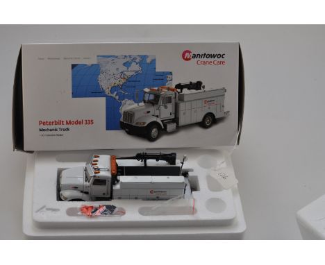 MANITOWIC PETERBILT MODEL 335 MECHANIC TRUCK SCALE 1:50 MISSING WING MIRRORS WITH BOX