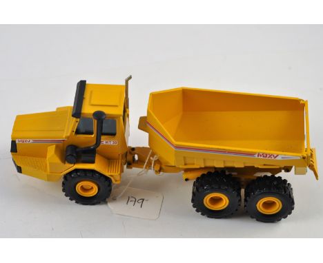 NZG MODEL 406 KOMATSU MOXY MT30 DUMPER SCALE 1:50 GC