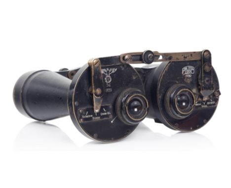 A VERY RARE PAIR OF 7 X 50 SIGNALLING LAMP KRIEGSMARINE BINOCULARS BY CARL ZEISS, JENA, 1940stamped on the backplate with mak