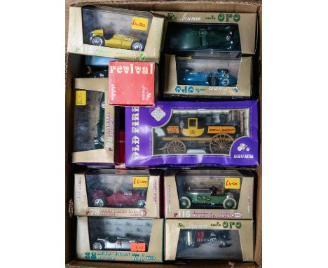 35x Rio and Brumm diecast vehicles from Serie Oro, Serie Special, Serie Cyclecar, etc. Including; Alfa Romeo Tipo B traga flo