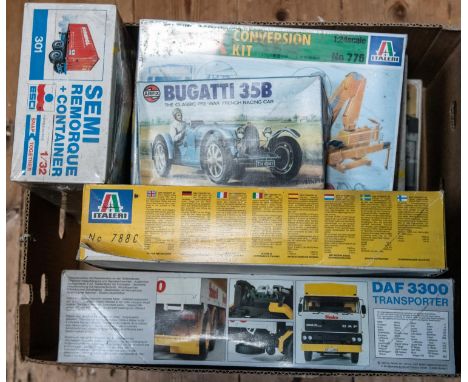 7 unused model kits, 2x Esci 1:32 scale Semi Trailer + container, Italieri No. 776, 1:24 scale Truck Conversion kit, Matchbox